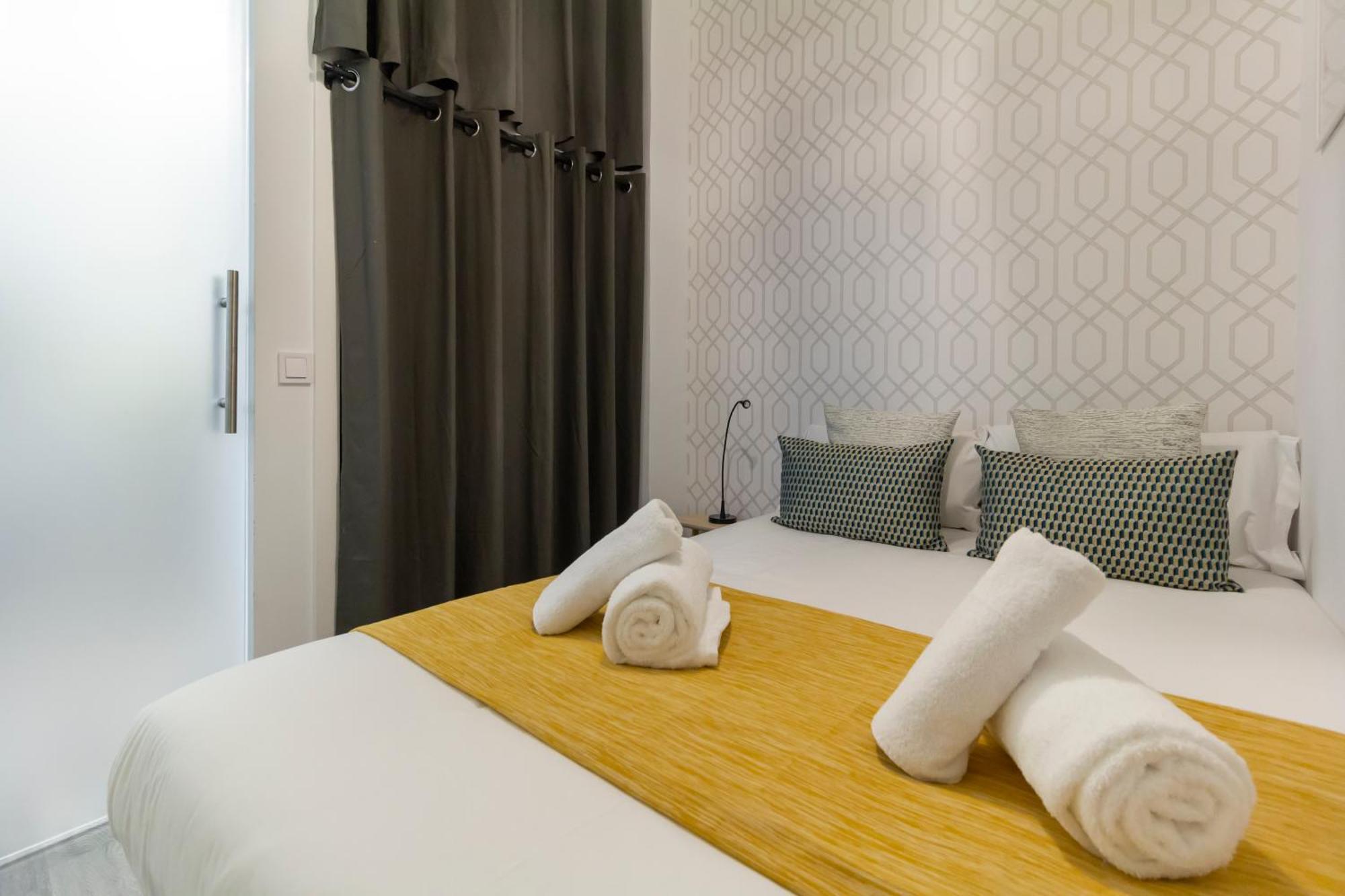 Ronda De Valencia Apartamento Мадрид Екстериор снимка