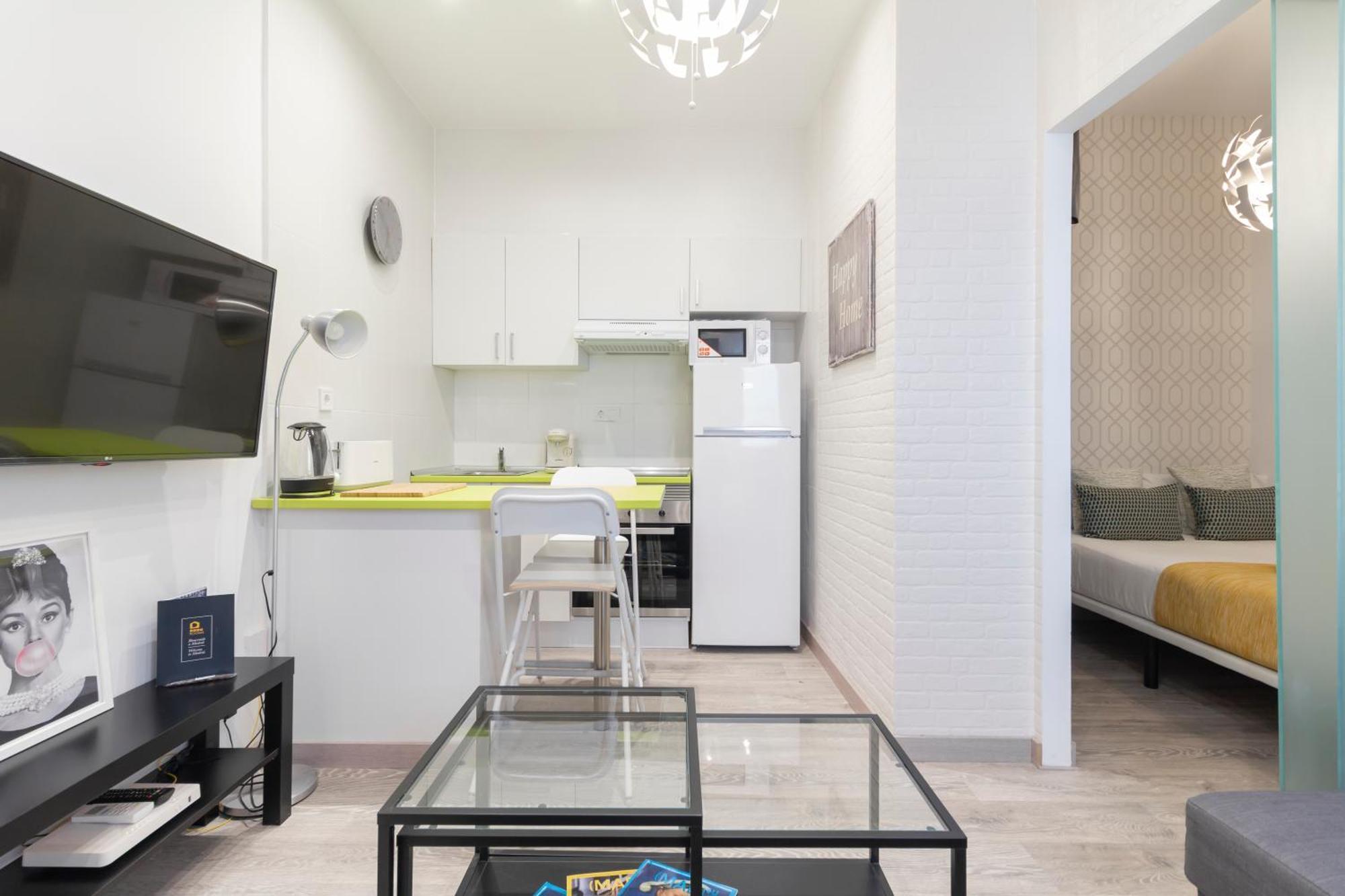 Ronda De Valencia Apartamento Мадрид Екстериор снимка