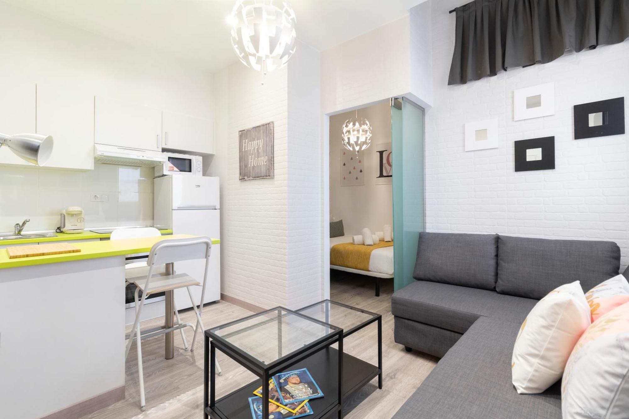 Ronda De Valencia Apartamento Мадрид Екстериор снимка
