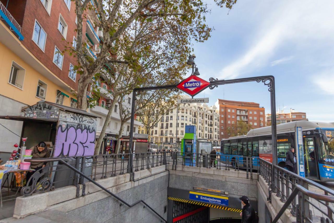 Ronda De Valencia Apartamento Мадрид Екстериор снимка